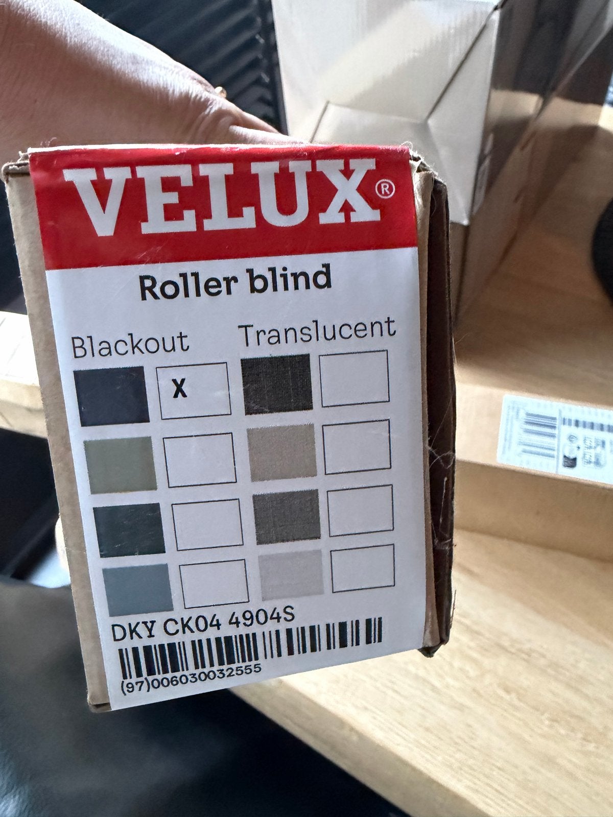 VELUX DKY CK04 4904S Verduisterend Rolgordijn - Nieuw, Verduisterend, Zwart, Nieuw, Ophalen of Verzenden