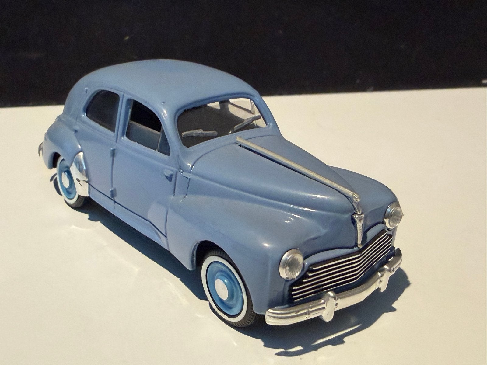Solido Peugeot 203 - Schaalmodel Auto 1/43 - Blauw, Ophalen of Verzenden, Zo goed als nieuw, Auto