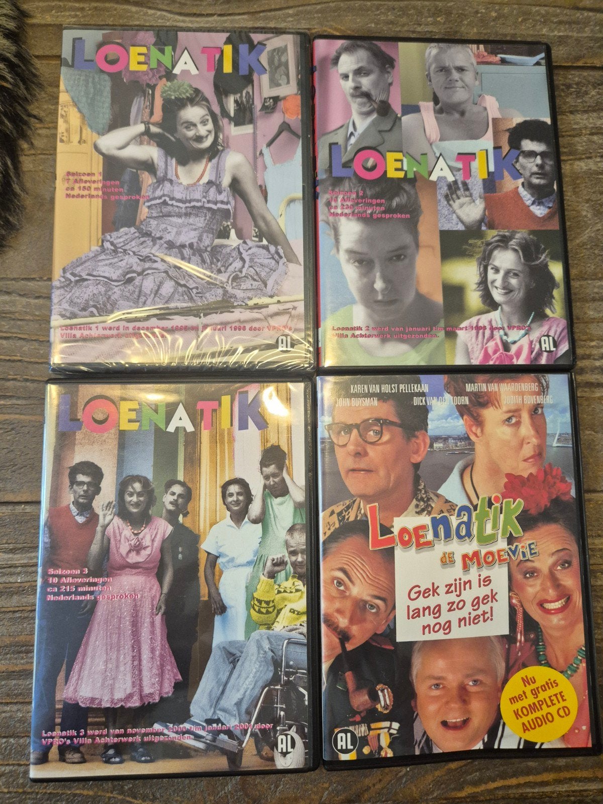 Loenatik Seizoen 1, 2 en 3 en de moevie, Cd's en Dvd's, Dvd's | Tv en Series, Alle leeftijden, Seizoen 1, Zo goed als nieuw, Komedie