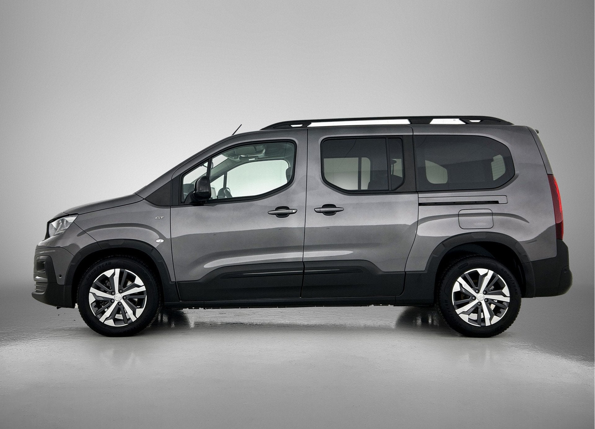 Peugeot Rifter Long 1.2 Puretech Long GT-Line Direct leverba, 12 maanden, Stof, Gebruikt, Euro 6