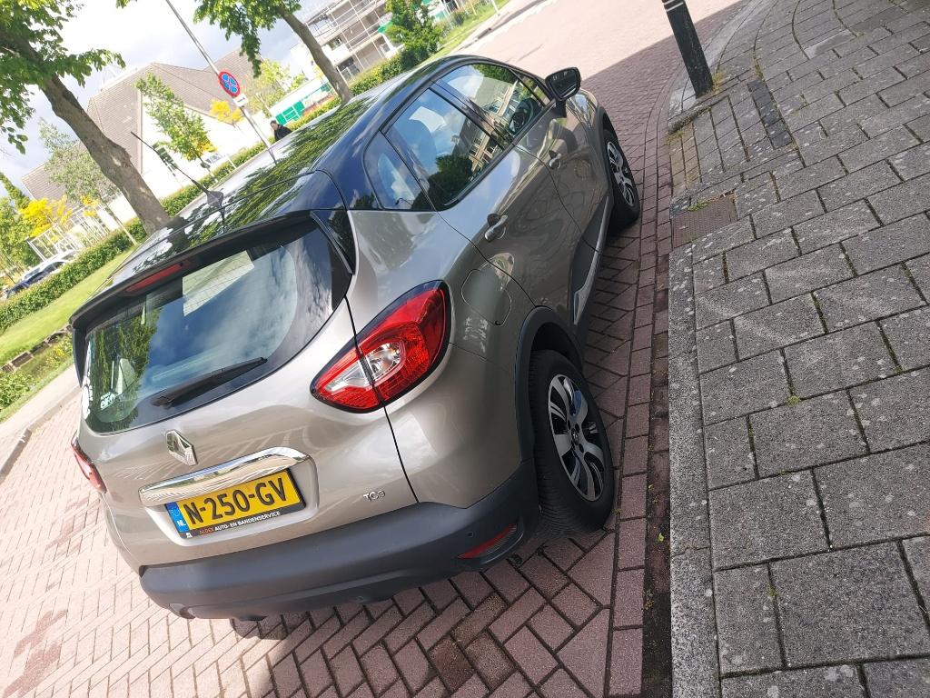 Renault Captur 1.2 TCE 120 EDC 2015 Bruin, 625 kg, 4 cilinders, Bruin, 1200 kg