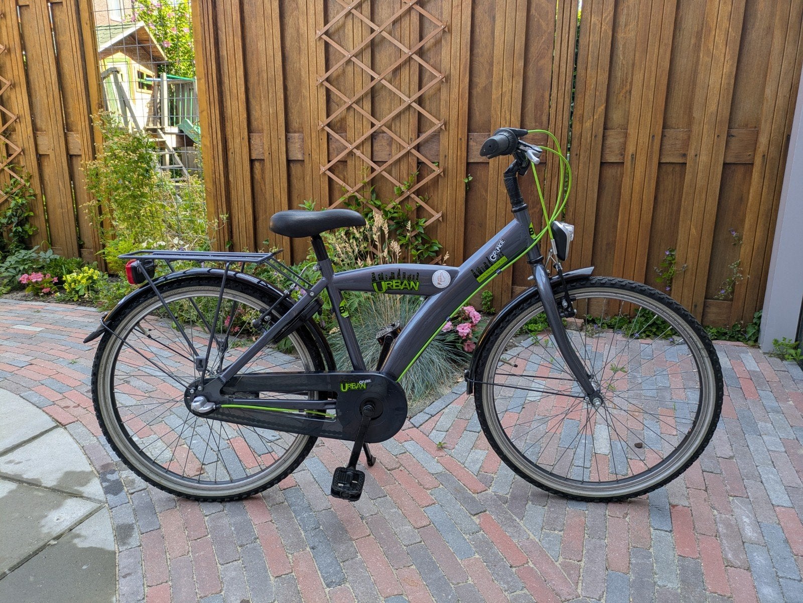 Jongensfiets Urban Grunge 24 inch met toffe groene details, Ophalen