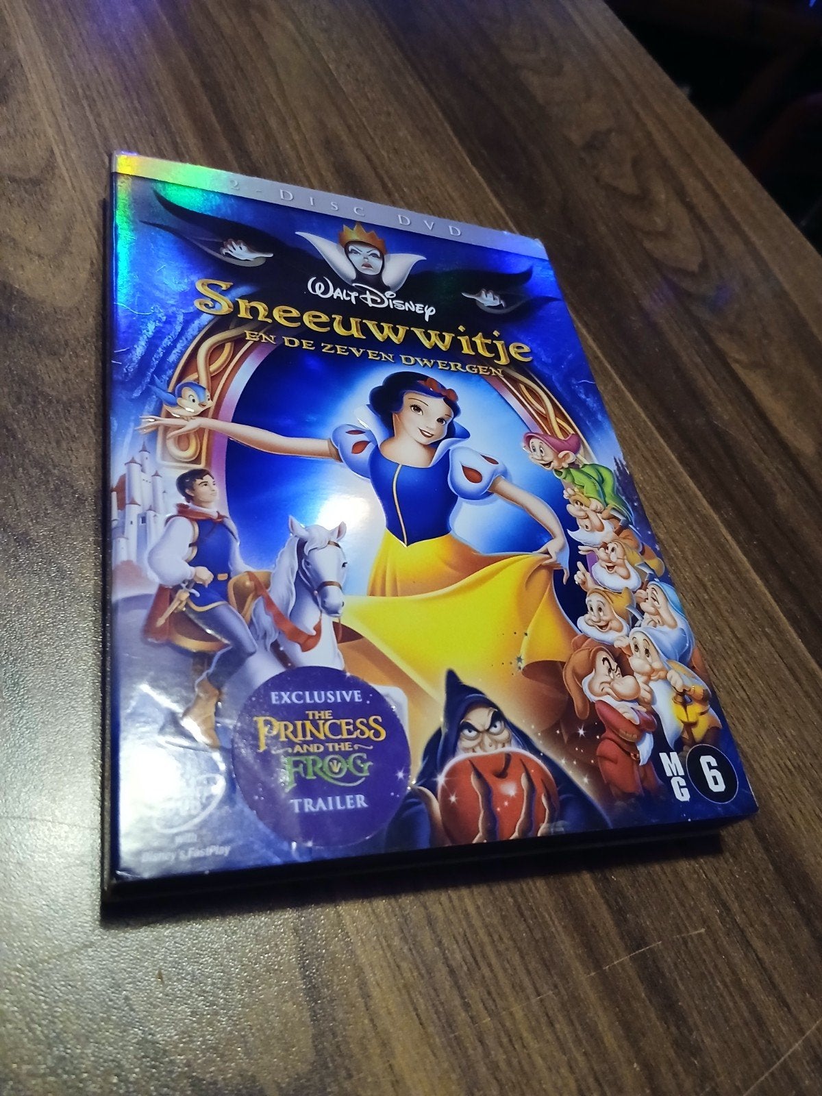 Sneeuwwitje Disney dvd film 2 disc edition met slipcover, Cd's en Dvd's, Ophalen of Verzenden, Zo goed als nieuw
