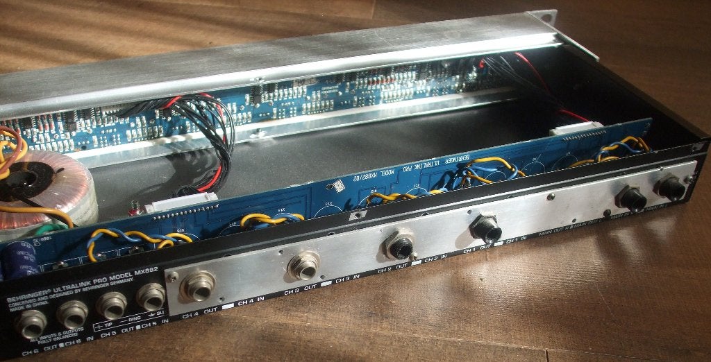 Behringer Ultralink Pro MX882 (modded), Ophalen of Verzenden, Gebruikt