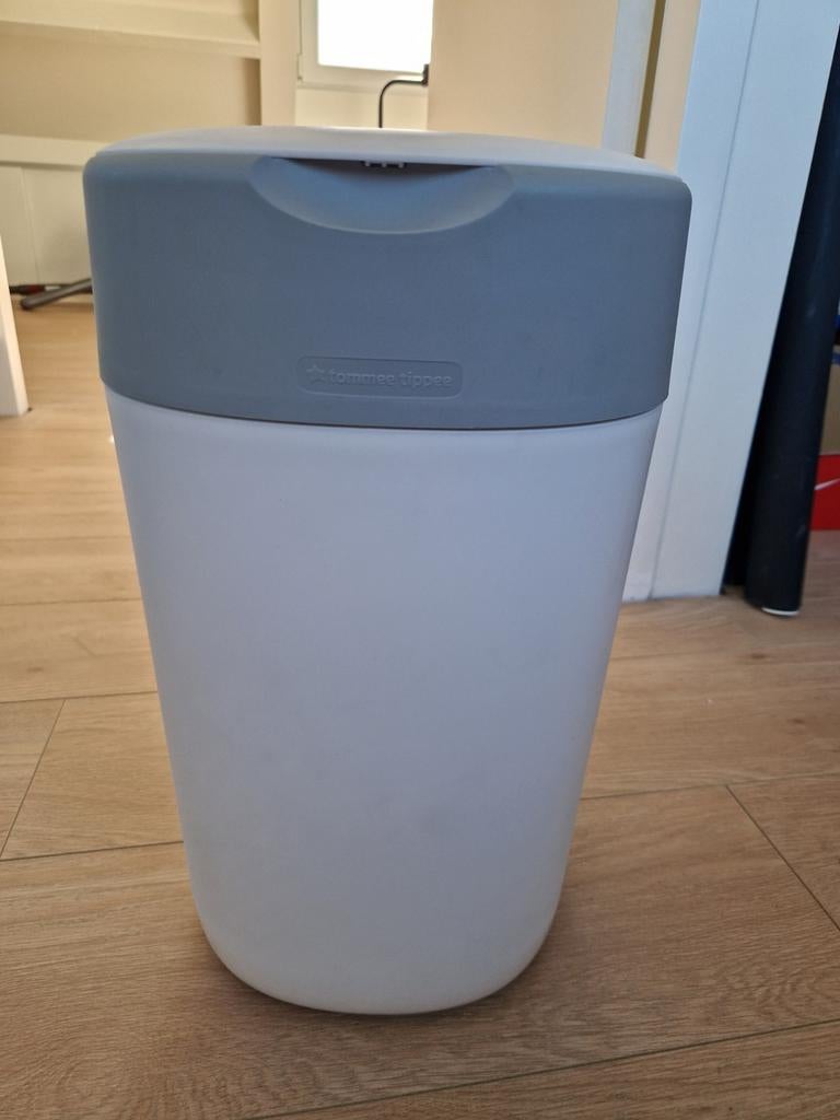 Tommee Tippee luieremmer, Kinderen en Baby's, Badjes en Verzorging, Ophalen, Zo goed als nieuw, Luieremmer