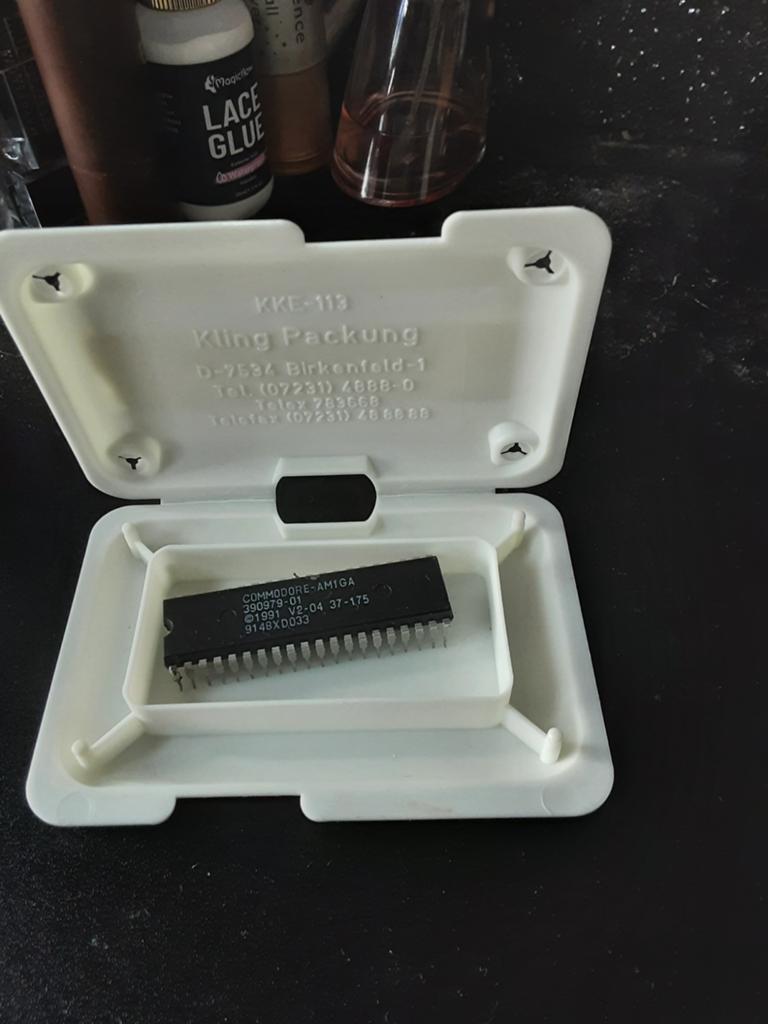 Commodore Amiga Kickstart 2.04 ROM-chip , Ophalen of Verzenden