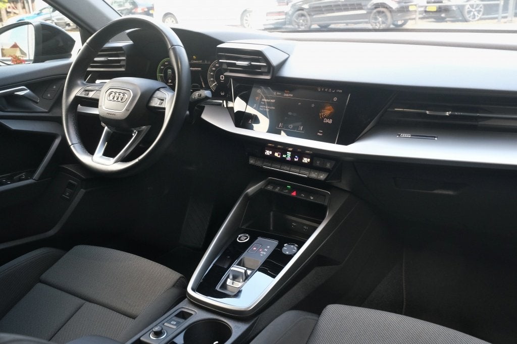 Audi A3 Sportback 40 TFSI e Adv edit., Automaat, Dealer onderhouden, Stof, Gebruikt