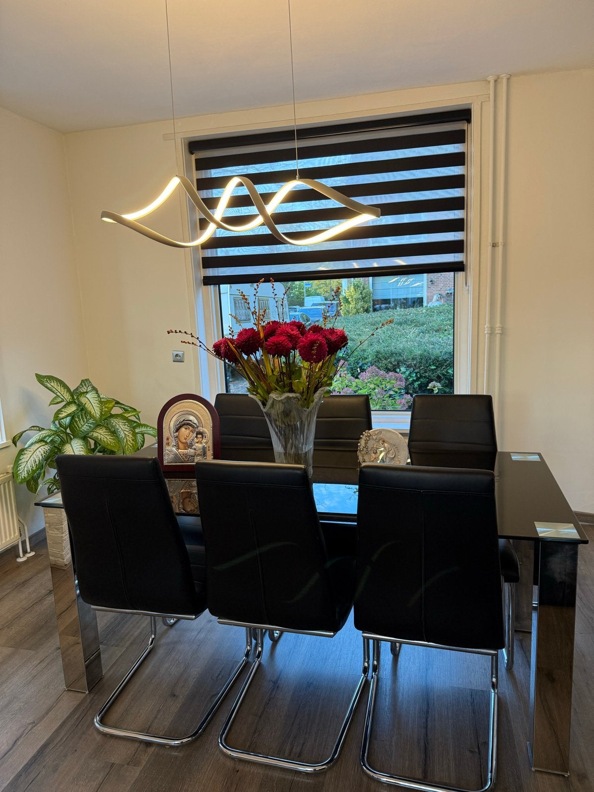 Moderne eettafel met glazen blad en chromen poten, Ophalen, Gebruikt, 50 tot 100 cm, Glas