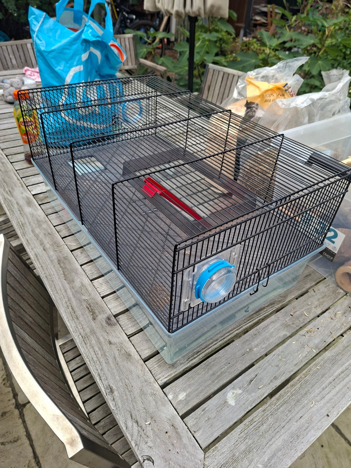 Hamsterkooi, Ophalen, Zo goed als nieuw