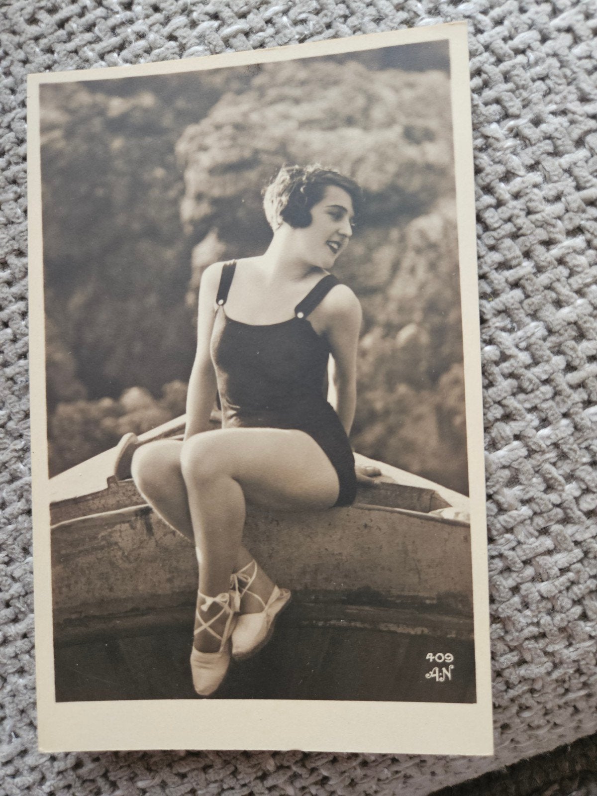 pin up vrouw in badpak, Ophalen of Verzenden