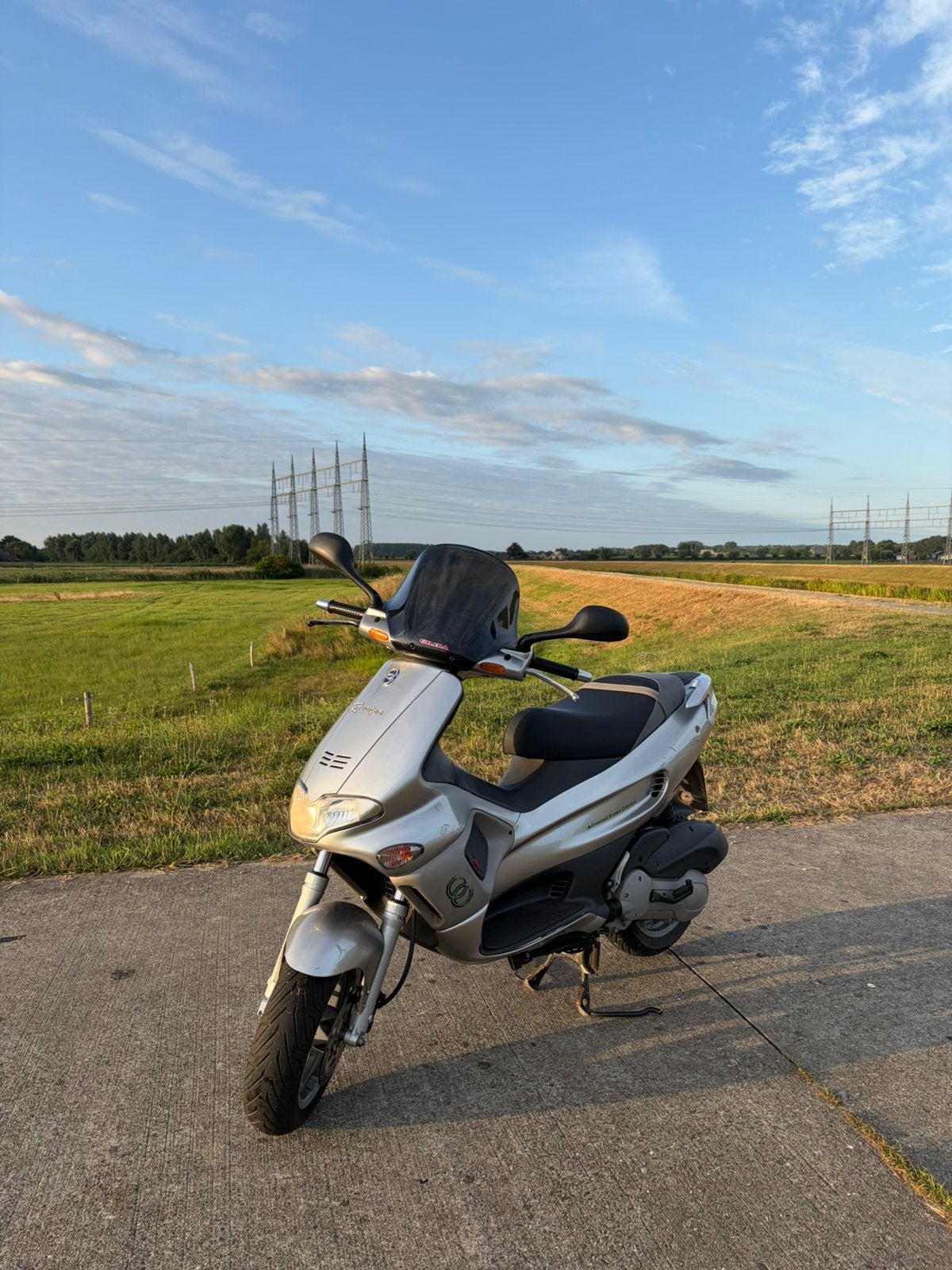 Gilera runner 172 20.8pk duits, Fietsen en Brommers, Scooters | Piaggio, Ophalen, Zo goed als nieuw, Benzine, Overige modellen