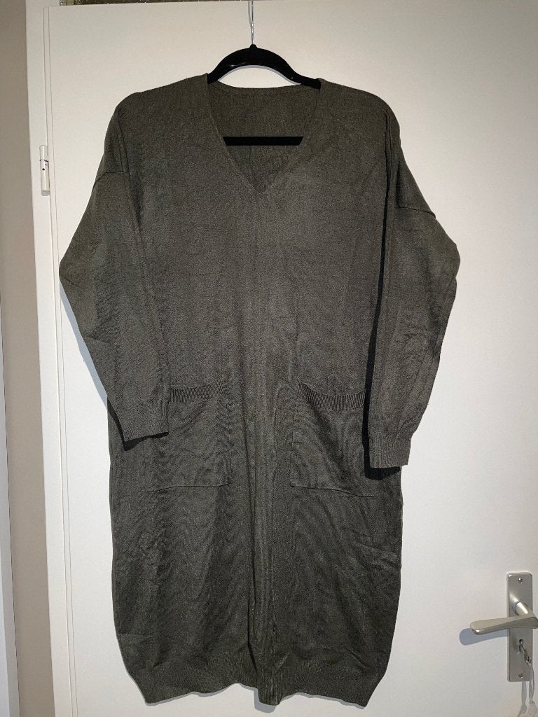 Leger groene khaki oversized sweater dress trui mt 40, Maat 38/40 (M), Made in Italy, Ophalen of Verzenden, Zo goed als nieuw