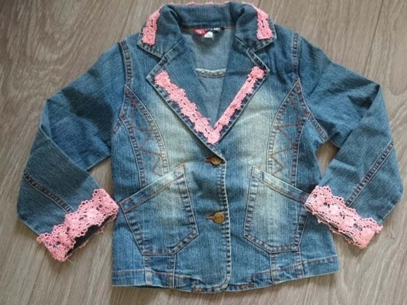 Nieuw jeans kolbertje met roze kant voor meisjes, Meisje, RYB, Nieuw, Ophalen of Verzenden