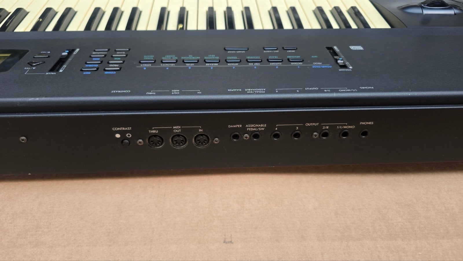 Korg X2 Synthesizer Workstation - 88 toetsen, MIDI, Muziek en Instrumenten, Ophalen of Verzenden, Gebruikt, 88 toetsen, Korg