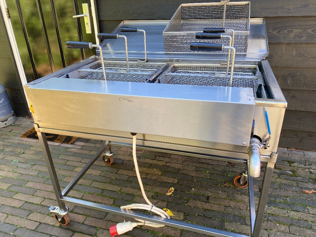 Beko Everbake oliebol frituur - oliebollenbak friteuse, Witgoed en Apparatuur, 4 liter of meer, Ophalen, Zo goed als nieuw