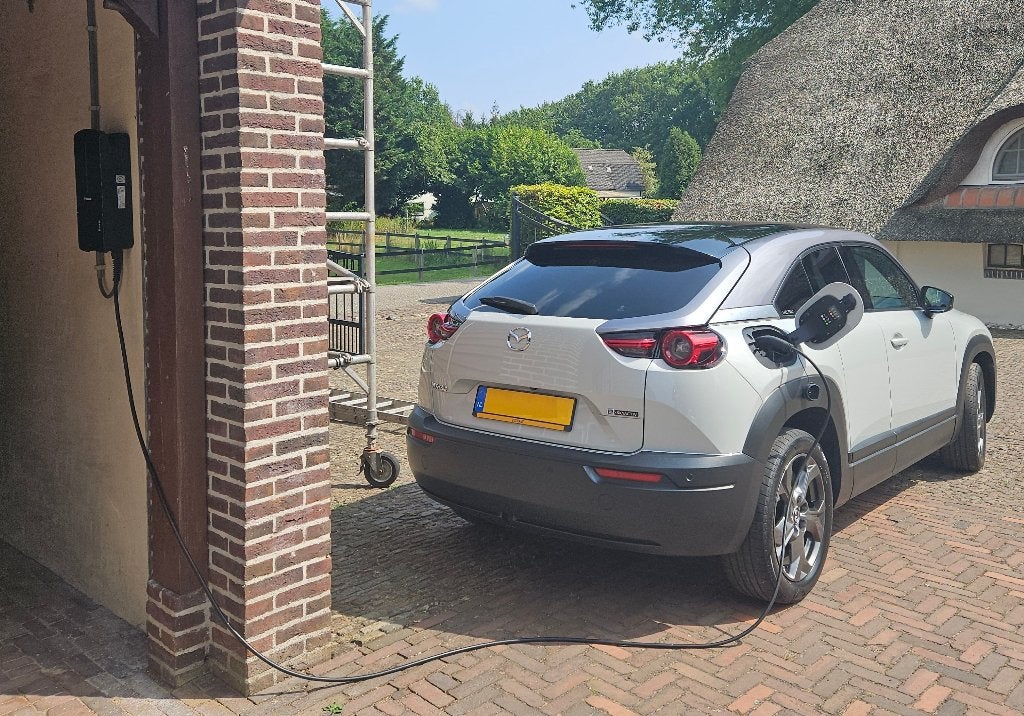Webasto Pure II Laadpaal 11 kW  (type 2 met DC beveiliging), Ophalen, Gebruikt, Laadpaal