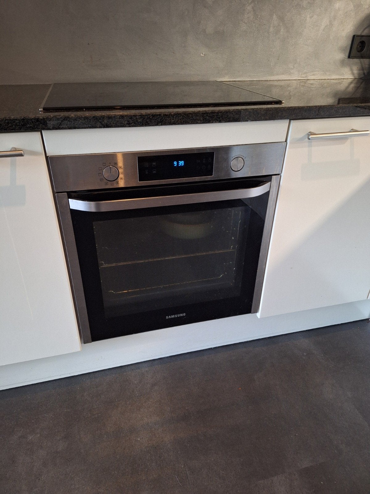 Foto 4 van Complete SieMatic hoekkeuken met apparatuur - 4 jaar terug o