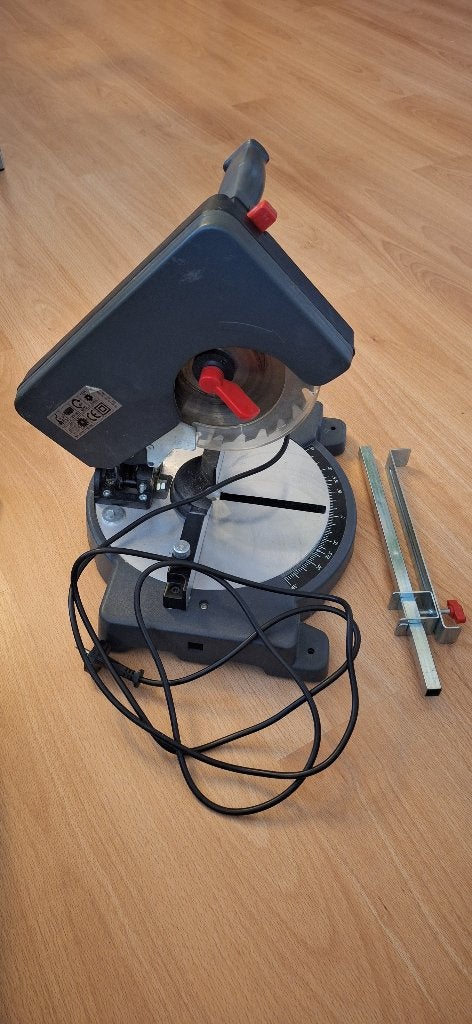Kinzo afkortzaag, Ophalen, Minder dan 30 mm, Gebruikt, KINZO