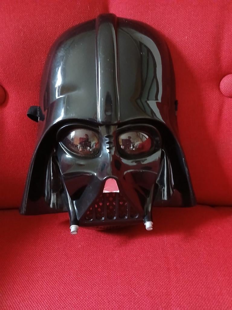 Darth Vader masker en cape - Kindermaat L, Kinderen en Baby's, Carnavalskleding en Verkleedspullen, Ophalen of Verzenden, Gebruikt