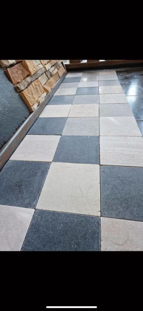 ESTRIKKEN NATUURSTEEN, DIVERSE KLEUREN 20X20CM TEGELS, Tuin en Terras, Ophalen of Verzenden, Natuursteen