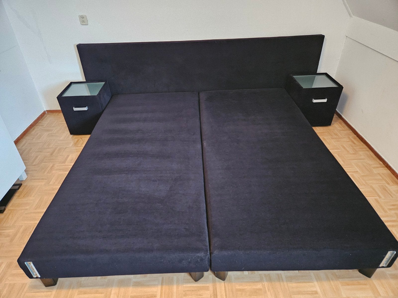 Kingsize Bed!! Boxspring zwart Stoffen bekleding