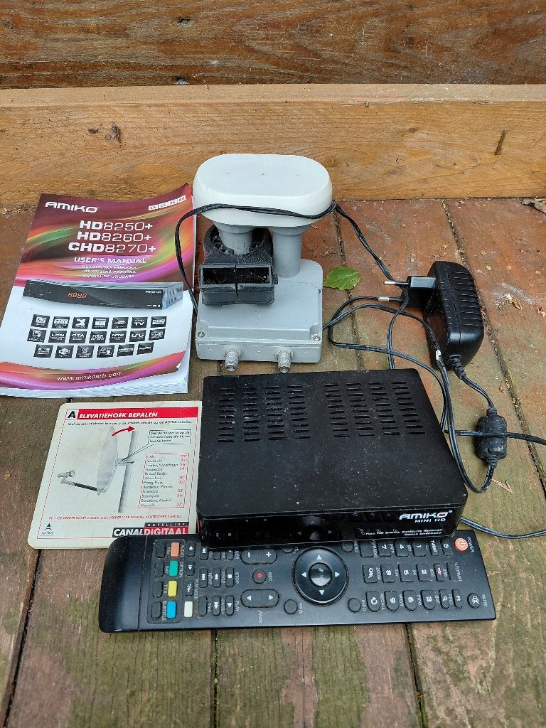 satelliet set compleet, Ophalen, Gebruikt, (Schotel)antenne, Overige merken