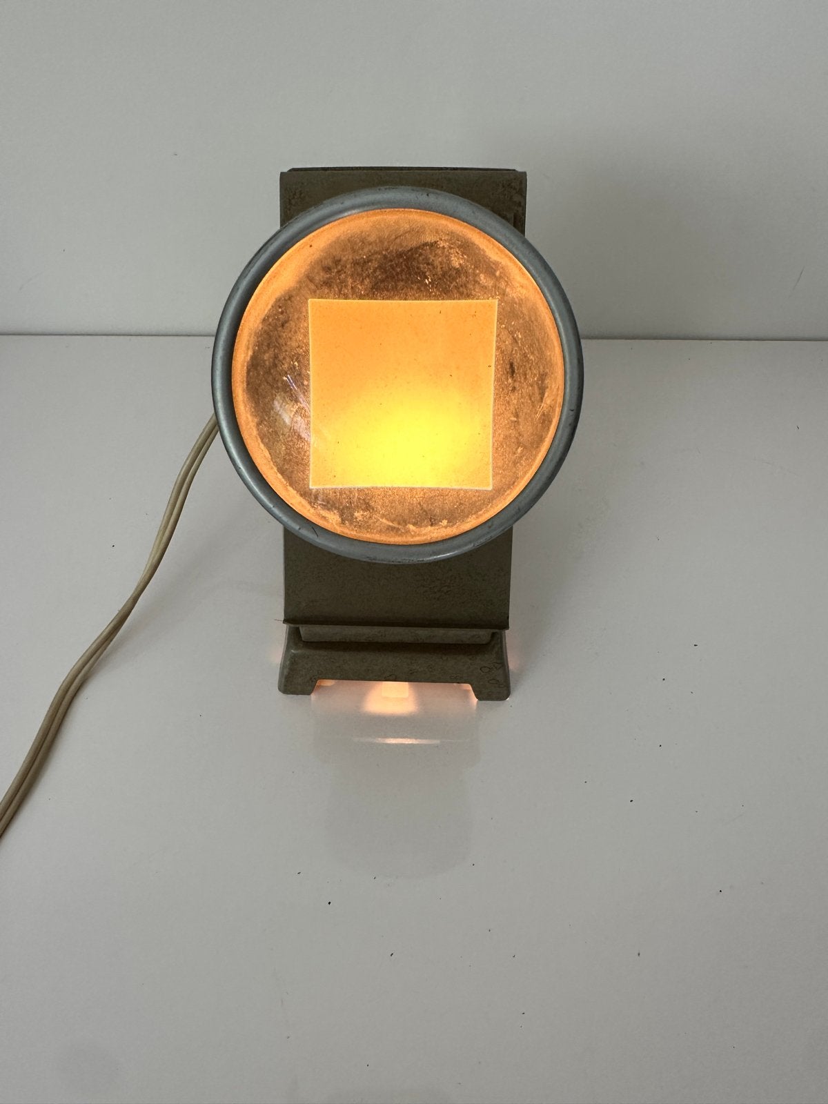Leitz donkere kamer lamp - Werkend, Audio, Tv en Foto, Fotografie | Doka Toebehoren, Ophalen of Verzenden, Gebruikt, Leitz, Dokalamp