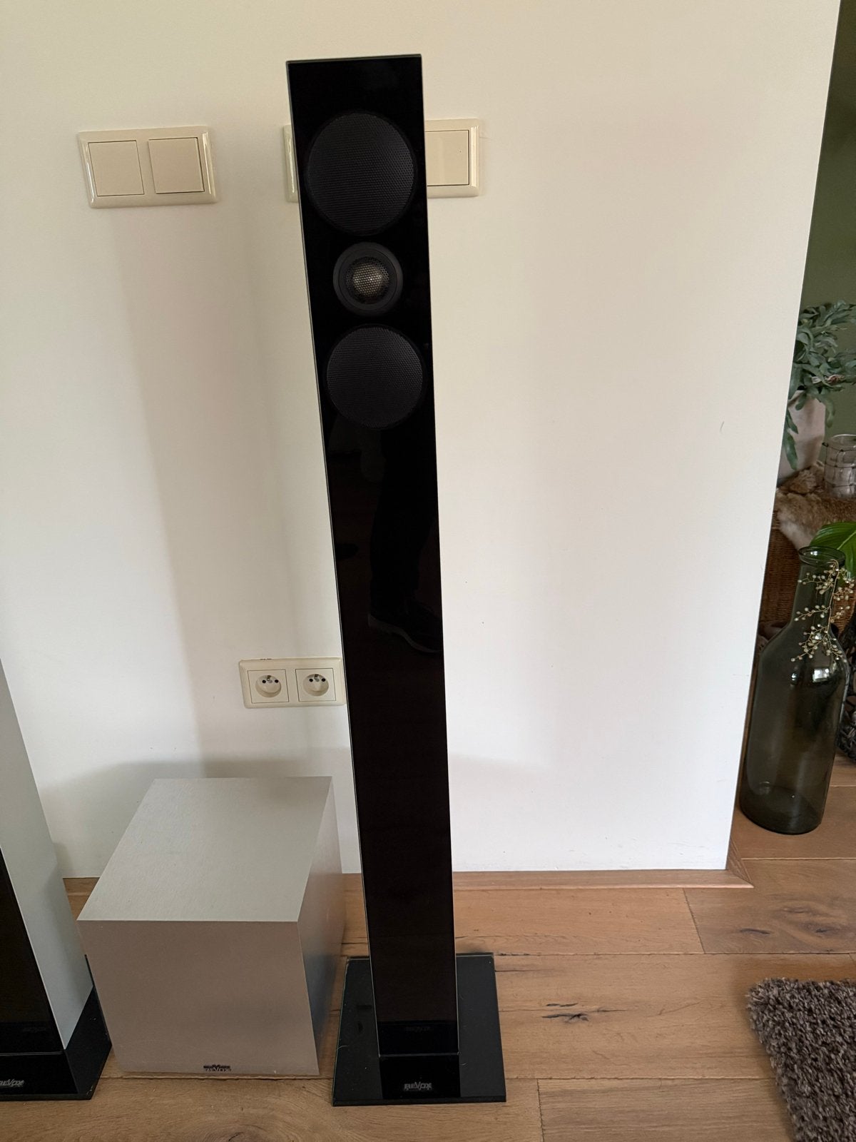 Revox Speakerset met Subwoofer - Hoogwaardig Geluid, Overige merken, Gent, 120 tot 150 watt, Speakerset