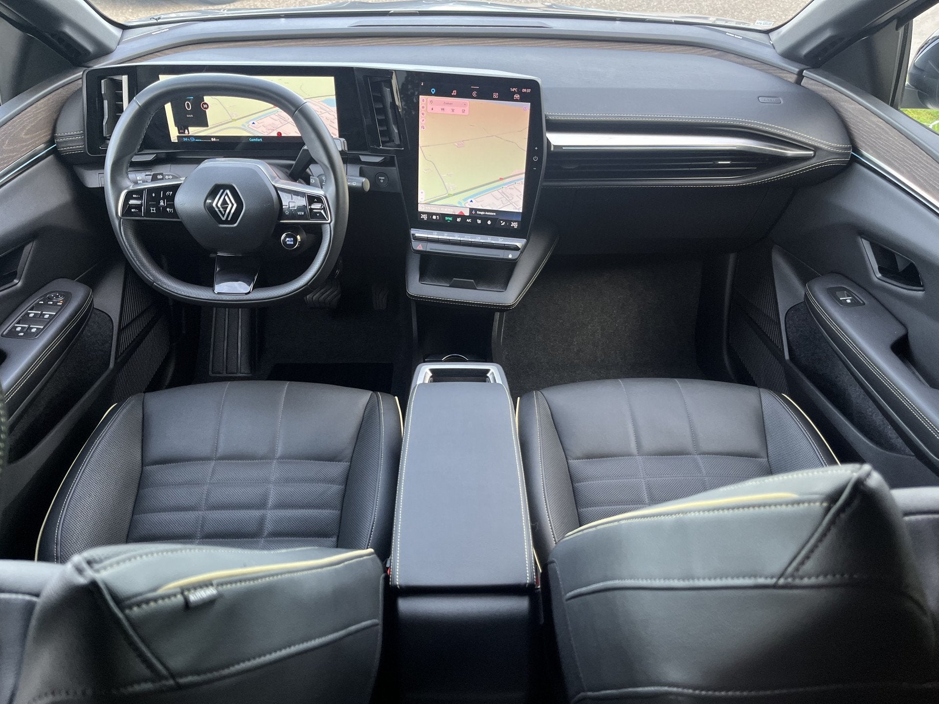 Renault Mégane E-Tech EV60 Optimum Charge Iconic 220PK / 36, Auto's, 12 maanden, Zwart, 429 km, 900 kg