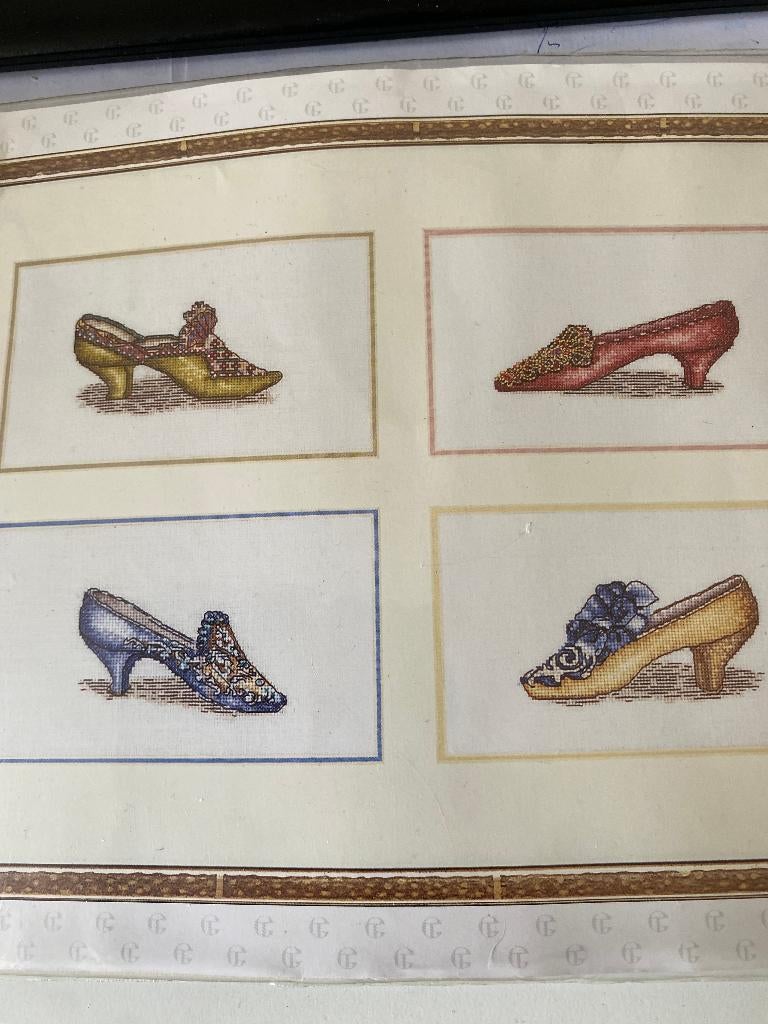 BORDUURPAKKET THEA GOUVERNEUR SCHOENTJES, Verzenden, Nieuw, Handborduren, Borduurpakket