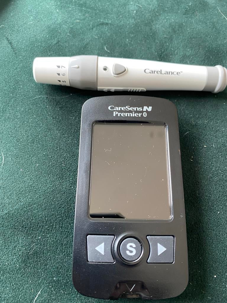 CareSens N Premier Bloedglucosemeter Set, Sport en Fitness, Gezondheidsproducten en Wellness, Zo goed als nieuw, Overige typen