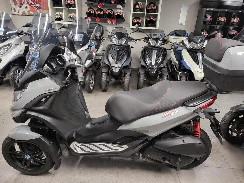 Piaggio MP3 300 HPE SPORT 2021 RIJKLAAR GARANTIE, Bedrijf, Scooter