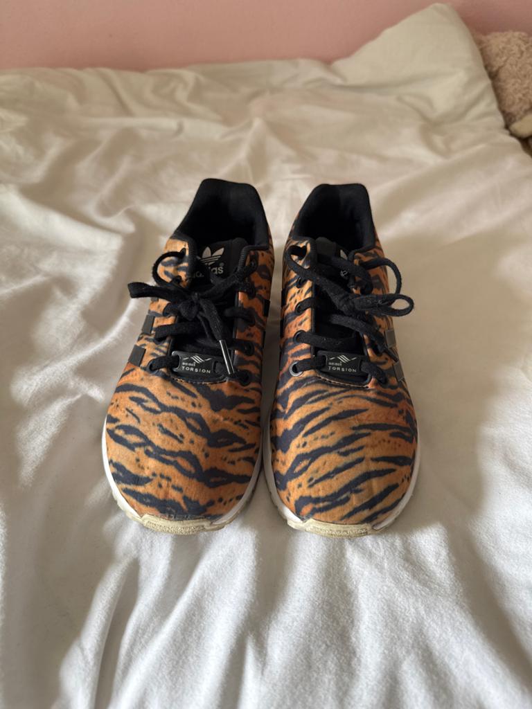 Adidas ZX Flux sneakers met tijgerprint, Kleding | Dames, Verzenden, Gedragen, Oranje, Sneakers of Gympen