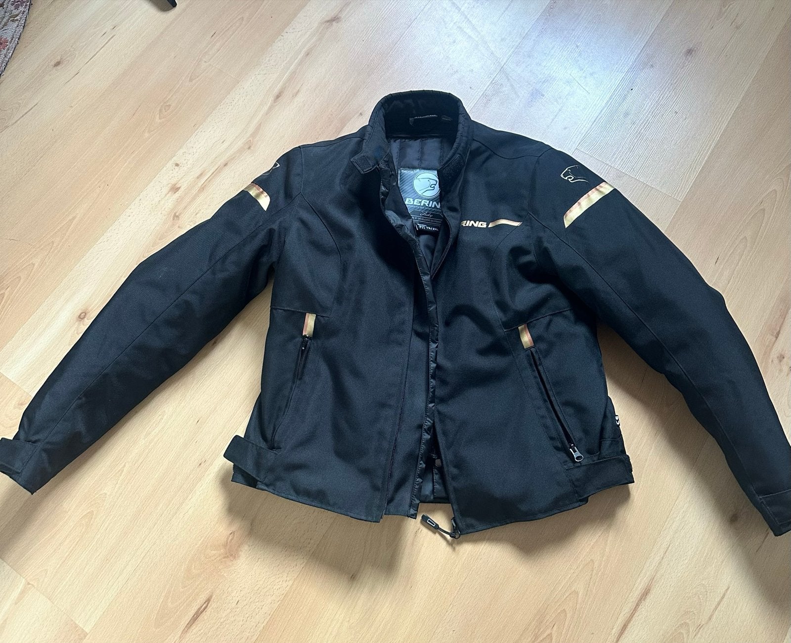 Bering dames motorjas maat 40 met uitritsbare binnenjas, Ophalen of Verzenden, Tweedehands, Dames, Jas | textiel