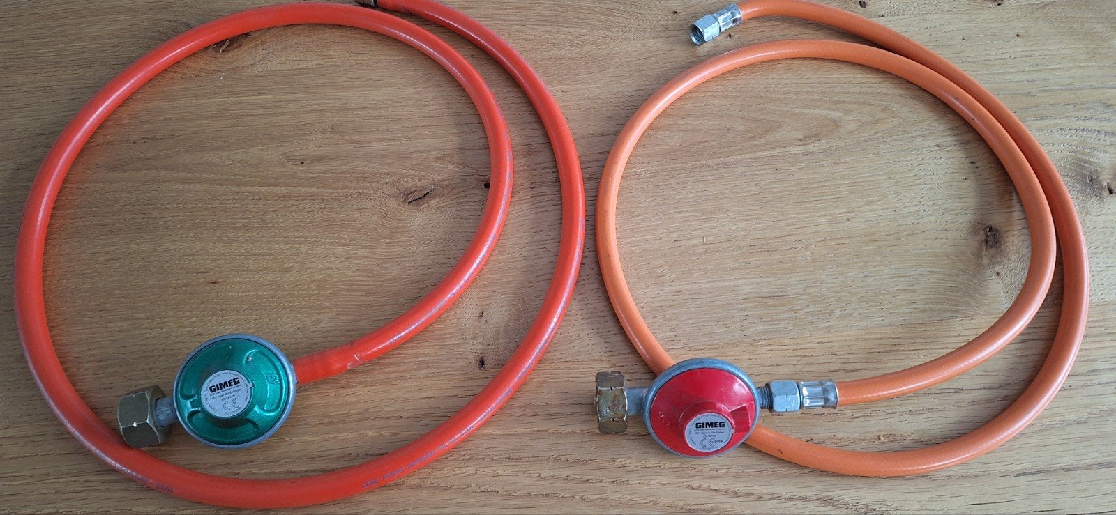 Gimeg gasdrukregelaar met slang (2 stuks), Ophalen of Verzenden, Gebruikt