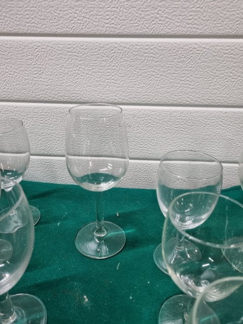 Wijnglazen op voet verschillende maten, Ophalen of Verzenden, 'T Olde Gre-j, Info@toldegrej.nl, Endepoelstraat 20f Didam