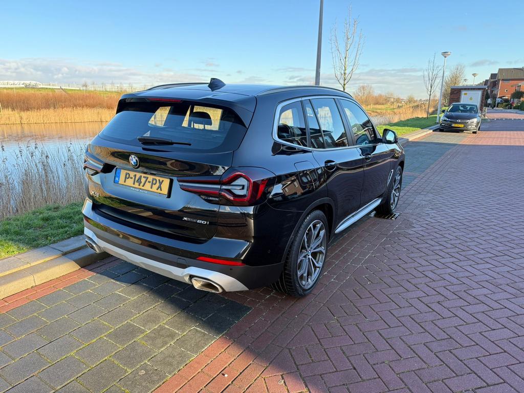BMW X3 Xdrive20i NL | Dealer ond | EX BTW | VOL, 1998 cc, Verwarmde buitenspiegels, Zwart, 4 cilinders