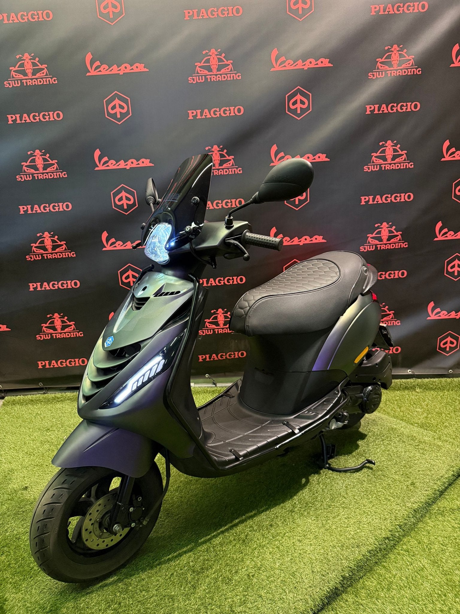 Piaggio Zip 2022 Brom! SP Mat Kameleon / RS Zadel / Garantie