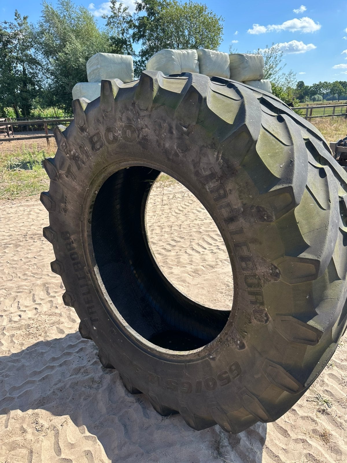 Trekkerband tm 800 650/65 r38 en 540/65 r28, Ophalen of Verzenden
