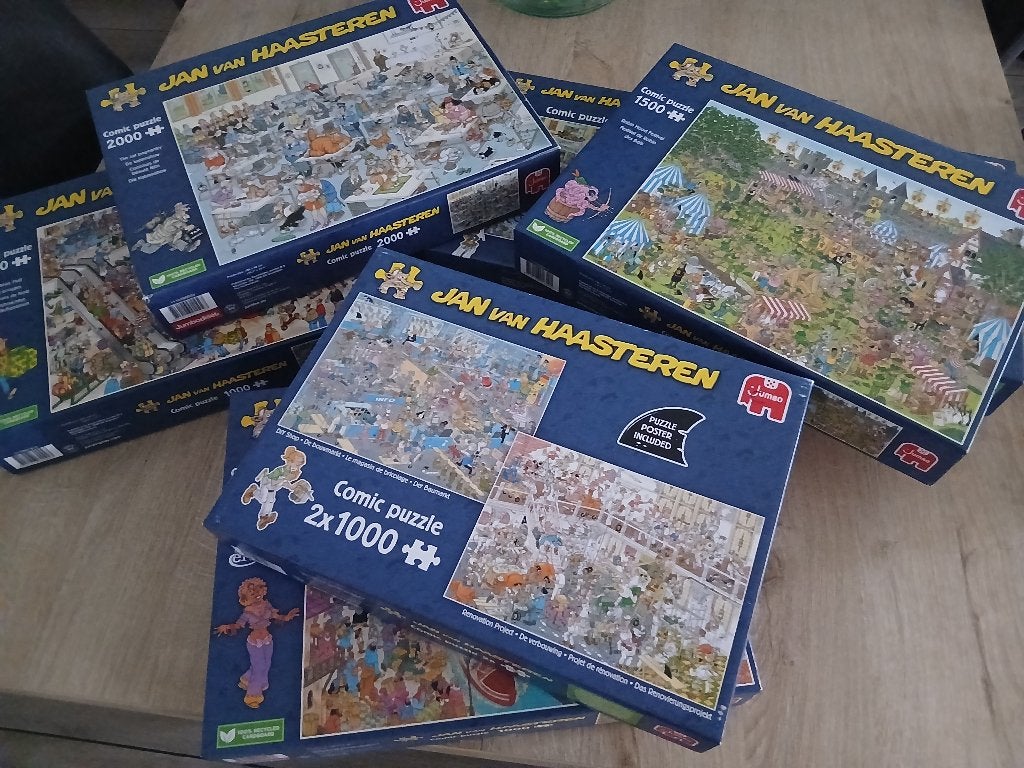 Jan van Haasteren Puzzels (8x), Hobby en Vrije tijd, Ophalen, 500 t/m 1500 stukjes, Zo goed als nieuw, Legpuzzel