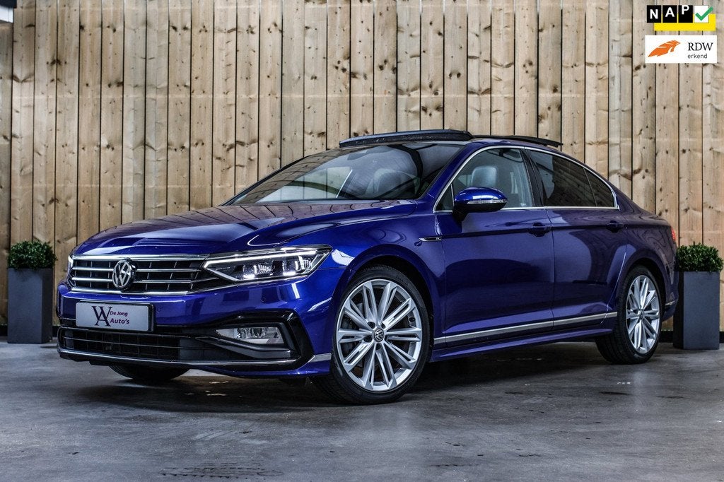 Volkswagen Passat 1.5 TSI R-Line *Pano*Dynaudio*360 Camera*K, Automatische klimaatregeling, Euro 6, 4 cilinders, 150 pk