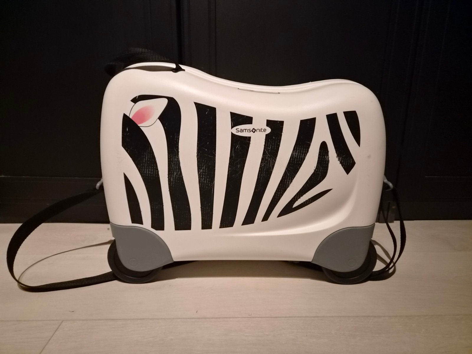 Samsonite Dream Rider Zebra Kinderkoffer, Sieraden, Tassen en Uiterlijk, Koffers, Wieltjes, Gebruikt, Hard kunststof, Minder dan 50 cm