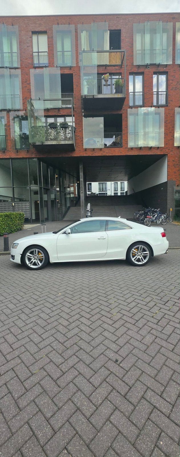 Audi A5 2.0 Tfsi 132KW Coupe Multitronic 2011 Wit, Auto's, 4 cilinders, 1984 cc, Wit, 14 km/l