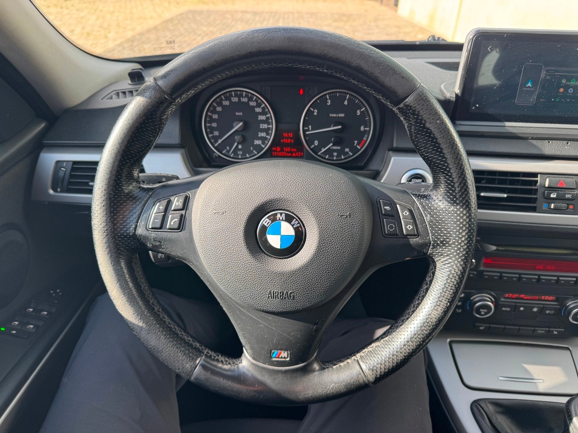 BMW 3-serie Touring 318i, Auto's, Achterwielaandrijving, Zwart, Verwarmde buitenspiegels, Handgeschakeld