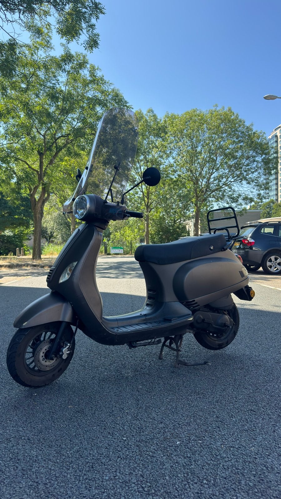 BTC Riva 2017 - Goed onderhouden scooter met beenkleed, Ophalen, Gebruikt, Maximaal 25 km/u