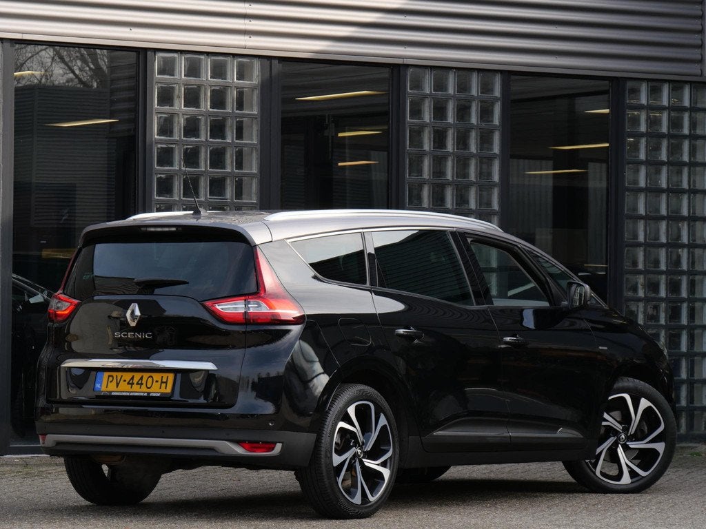 Renault Grand Scénic 1.2TCe BOSE/ 7-PEROONS/ LEER/ CAMERA/, Voorwielaandrijving, 4 cilinders, 1850 kg, Zwart