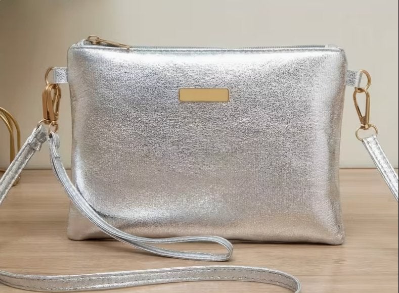 Nieuw zilverkleurig tasje - 21x15 cm, Verzenden, Nieuw, Overige kleuren, Avondtasje