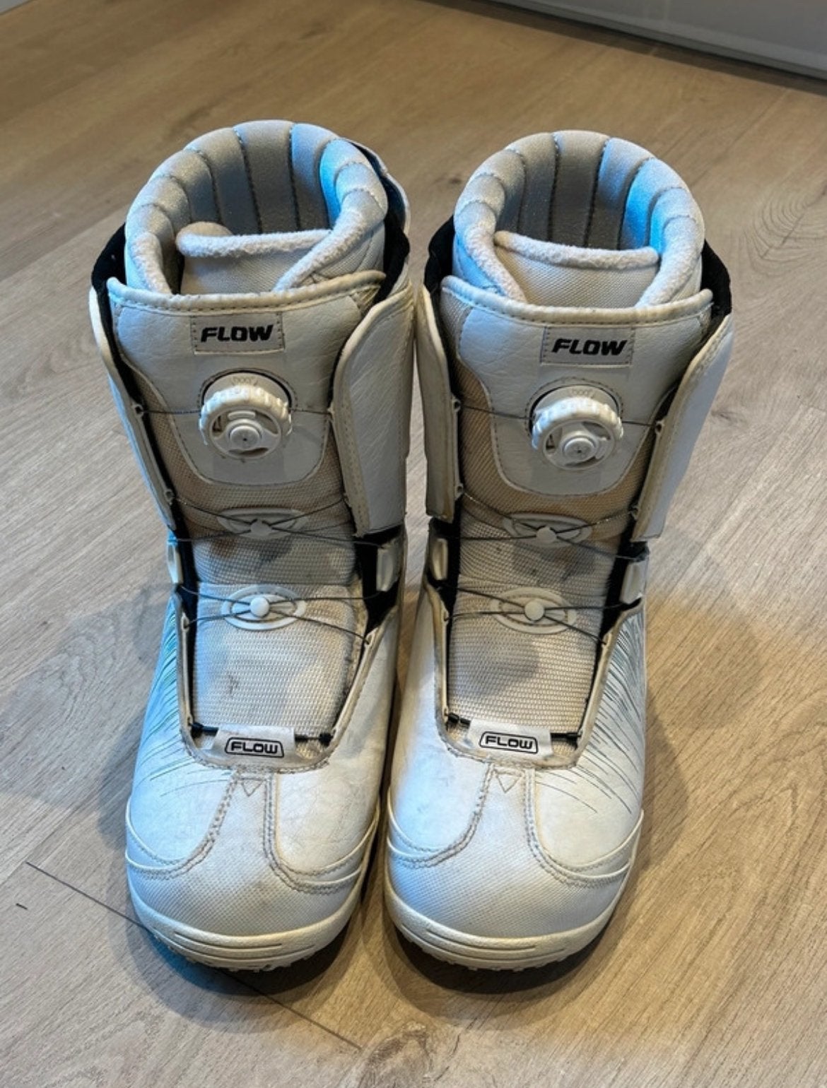 FLOW Snowboard schoenen BOA dames maat 40, Ophalen, Zo goed als nieuw, Schoenen