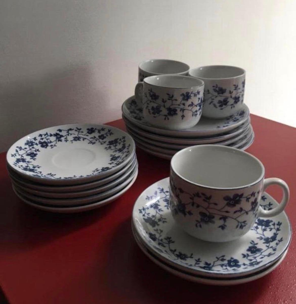 Leuk theeservies 18-dellig met blauw bloemenpatroon Nieuw, Huis en Inrichting, Keuken | Servies, Ophalen of Verzenden, Nieuw, Overige stijlen