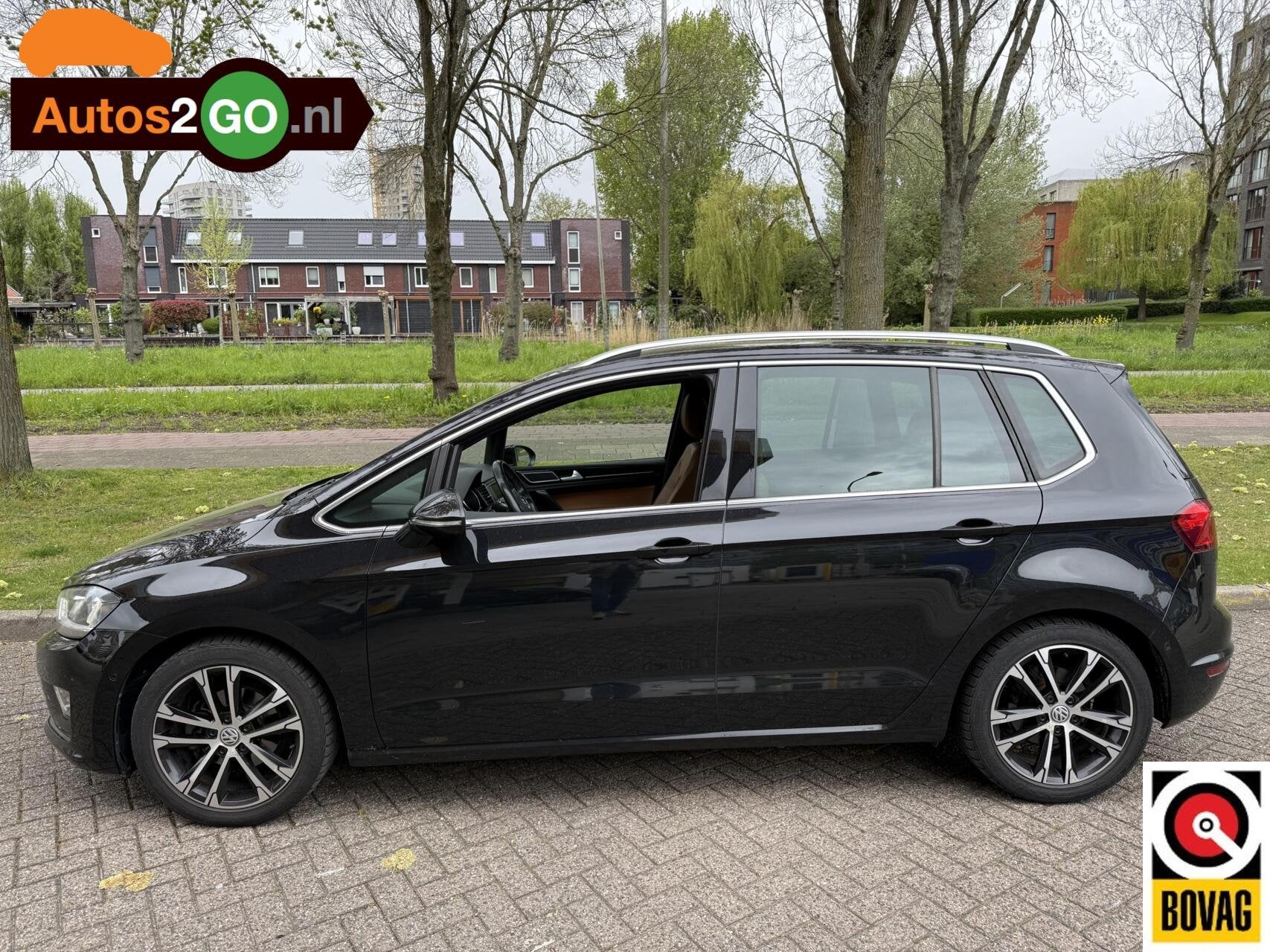 Volkswagen Golf Sportsvan 1.2 TSI Highline I Automaat I Lede, Auto's, Gebruikt, Euro 6, 4 cilinders, Zwart